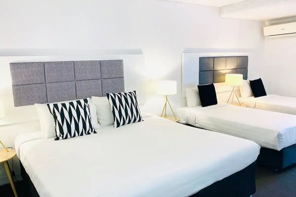 Greenmount Beach Resort 13/62
