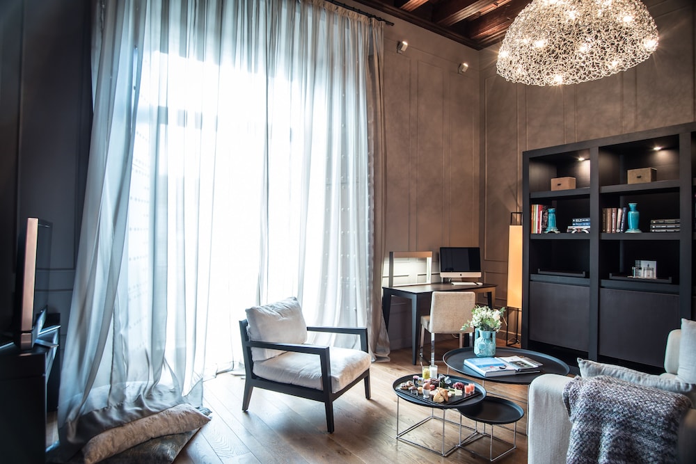 CoolRooms Palacio Villapanes 5 GL 47/65