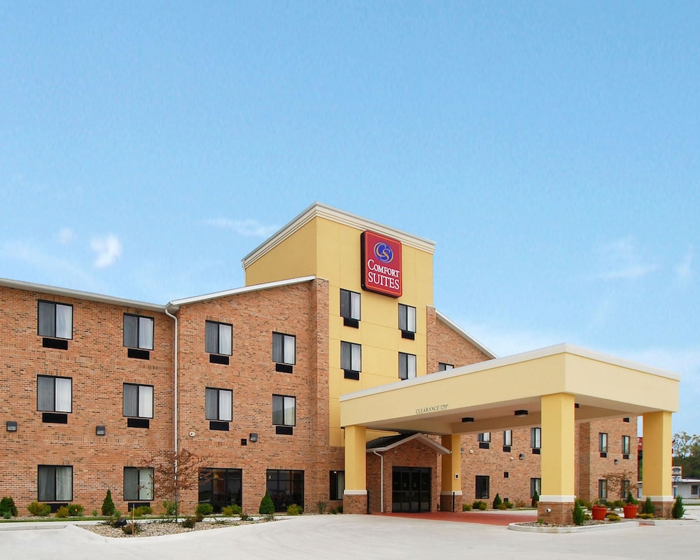 Comfort Suites South Bend Near Casino 1/33