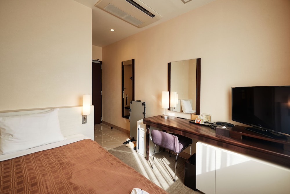 Hotel Yuquesta Asahibashi 50/50