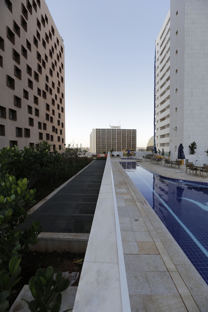 Mercure Brasilia Lider Hotel 65/67