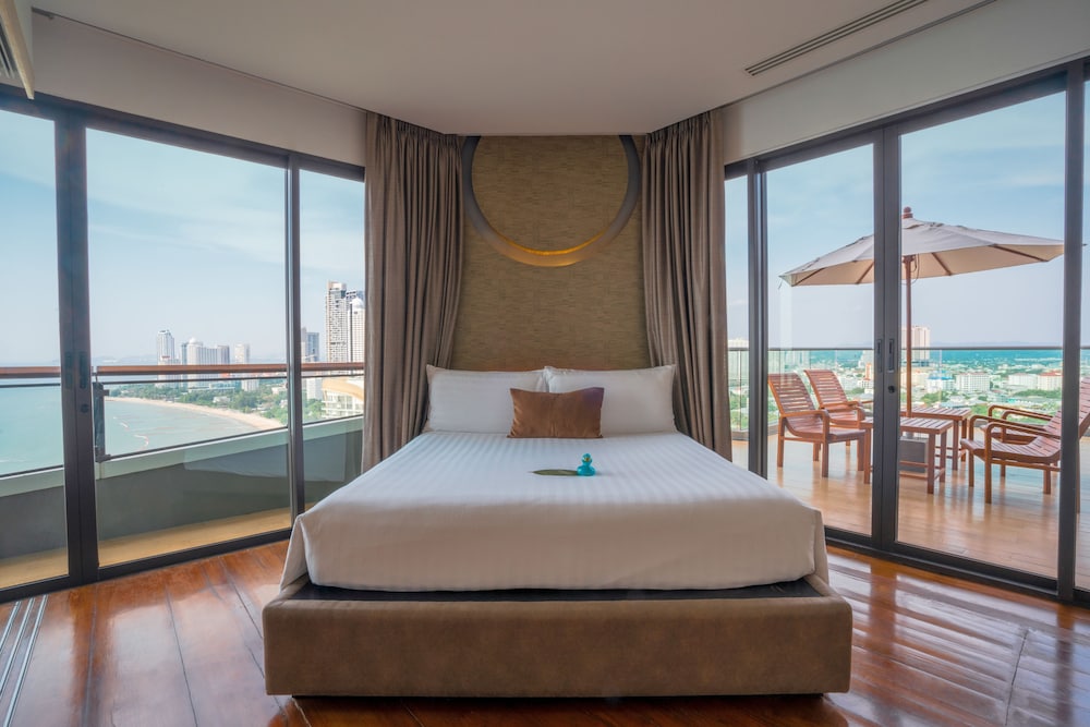 Cape Dara Resort 33/74