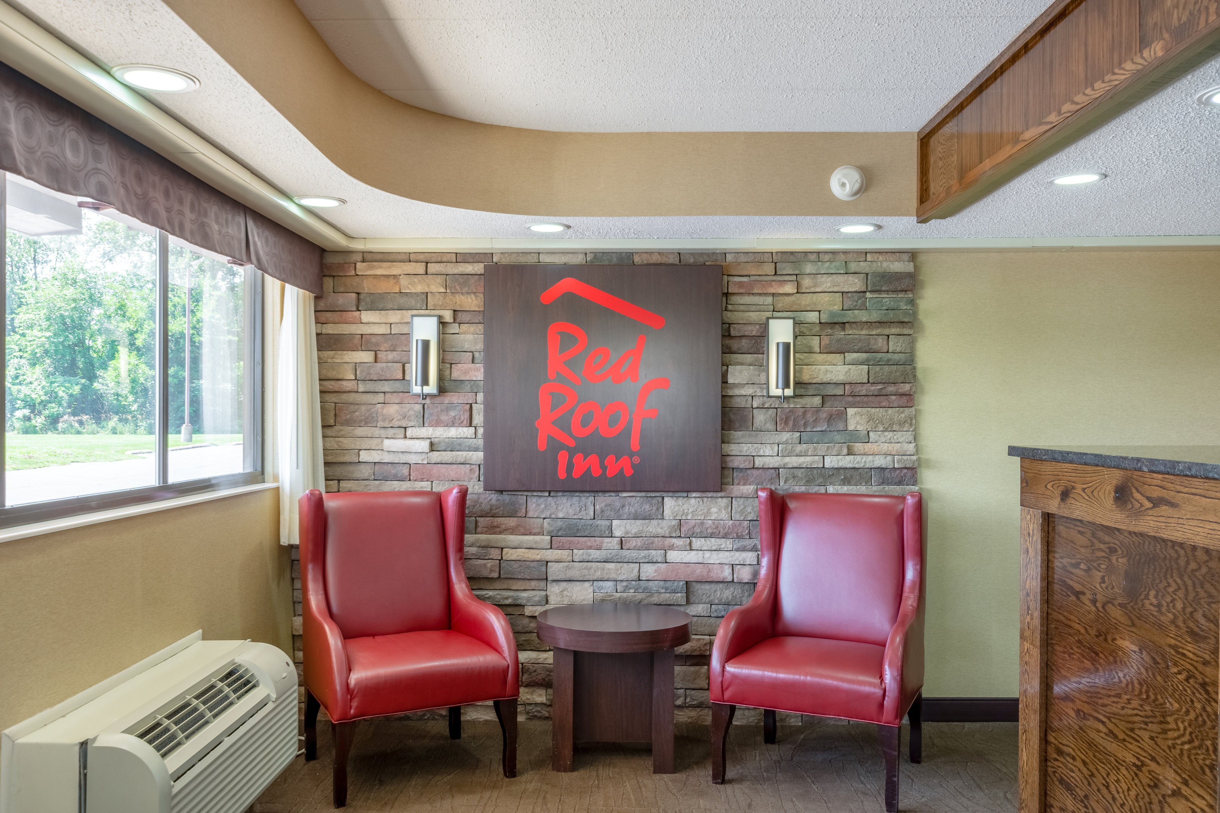 Red Roof Inn Kalamazoo East 22/25