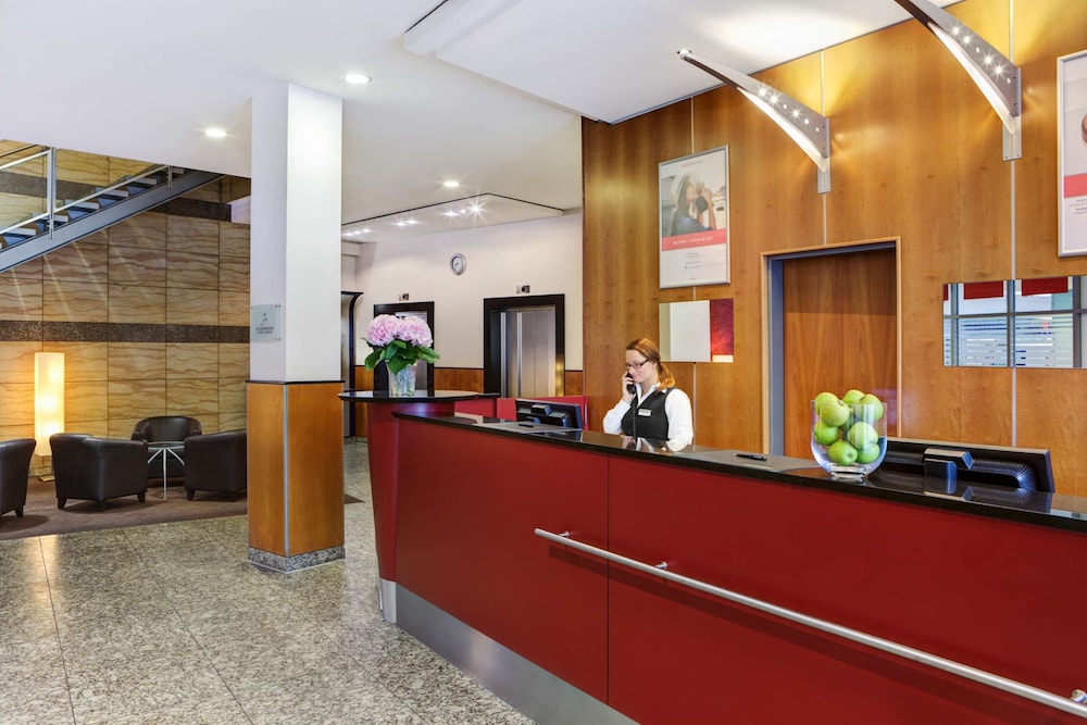 IntercityHotel Berlin Ostbahnhof 5/38