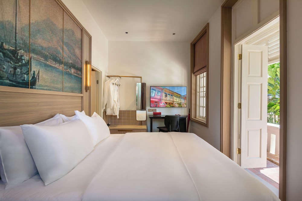 Heritage, Garden, King Bed, Patio