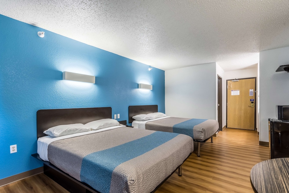 Motel6 Indianapolis, IN - Southport 29/45