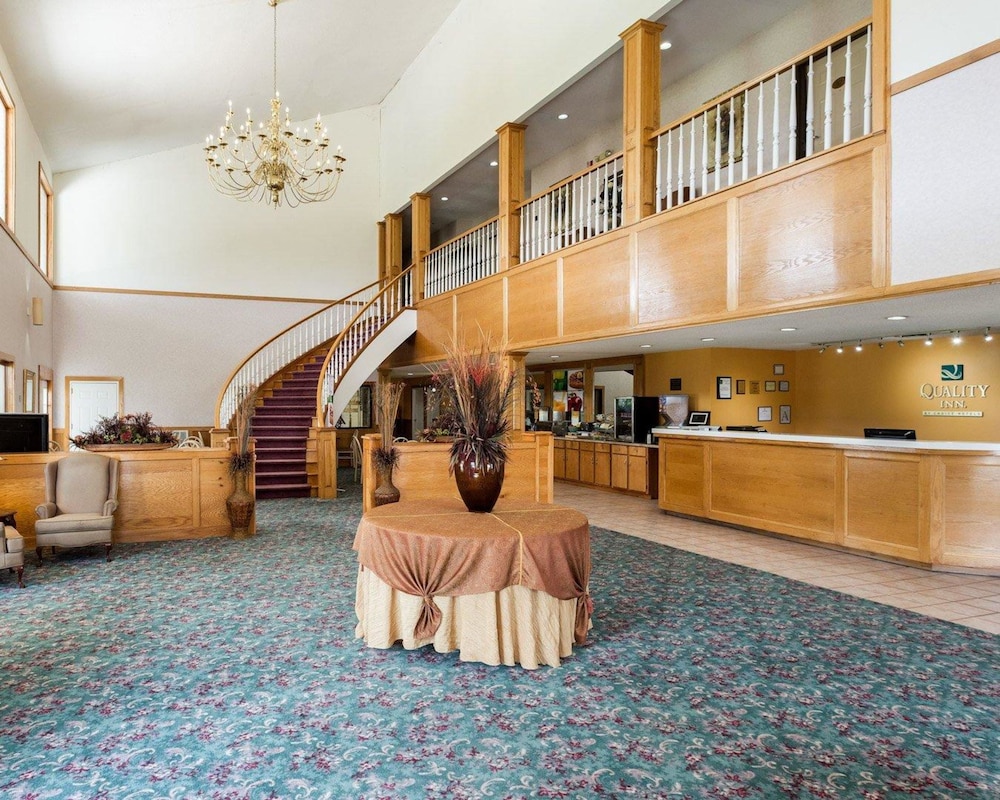 Quality Inn Robinsonville, MS 7/33