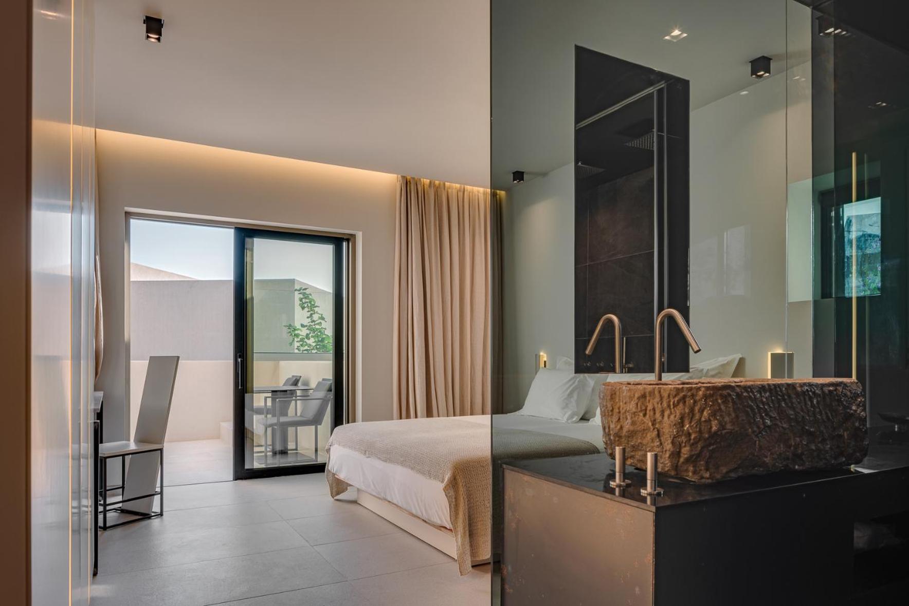 Deluxe, Suite, Plunge Pool
