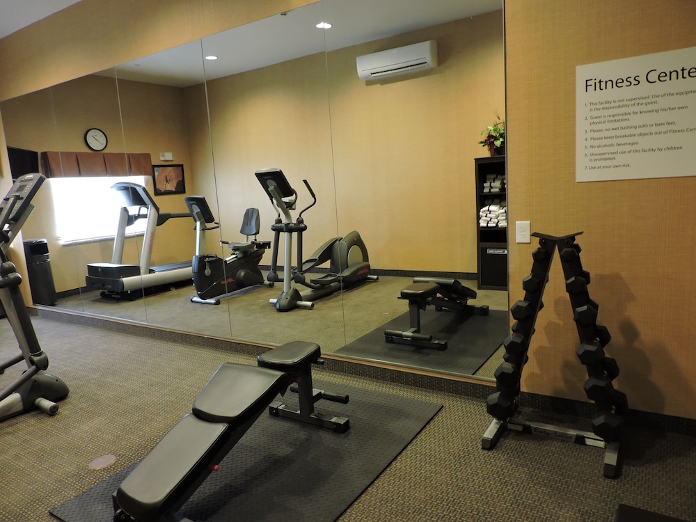 Holiday Inn Express And Suites Montgomery 47/76