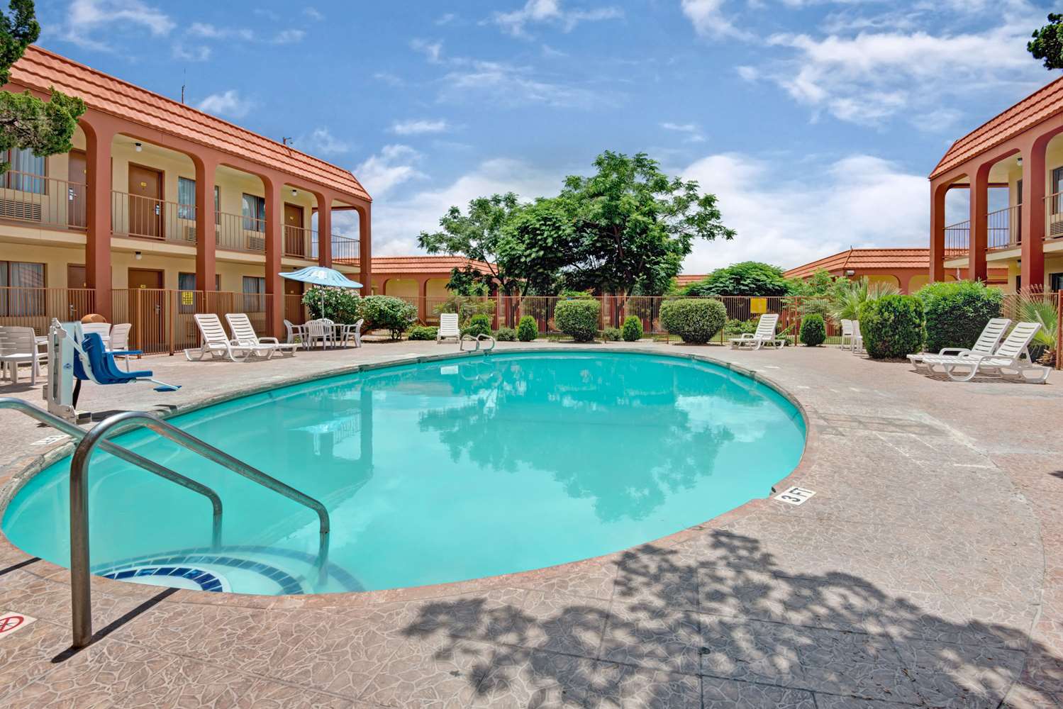 Super 8 By Wyndham El Paso Airport 7/9