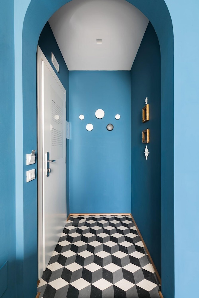 Rarity Suites 6/74