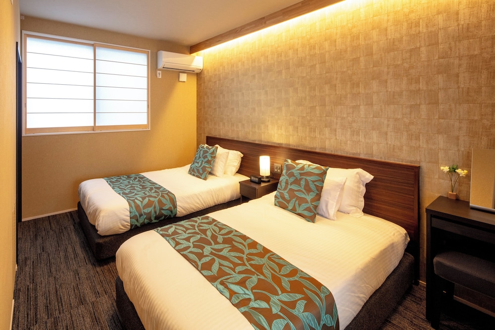 Hotel Sengokuhara 533 10/46