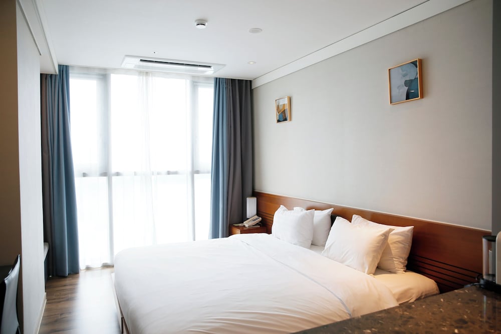 Hollywood, Executive, Double Bed