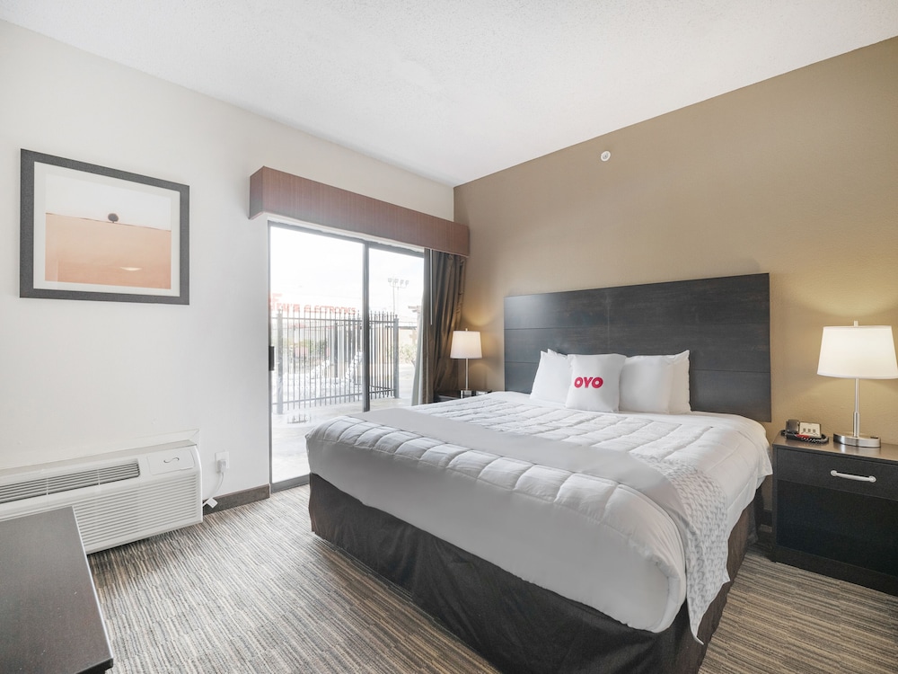 Baymont by Wyndham Houston North 24/67