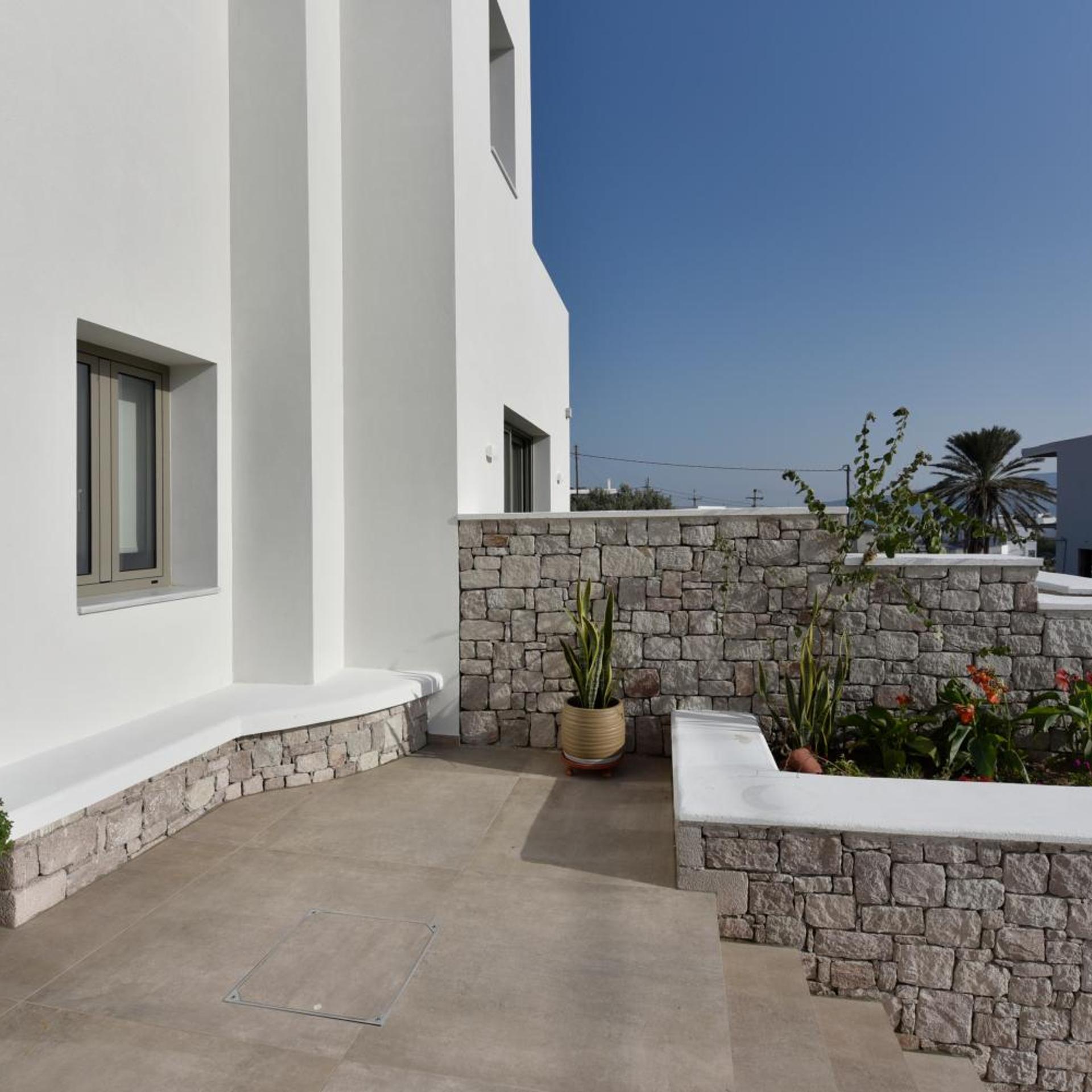 Anais Milos Suites 53/60