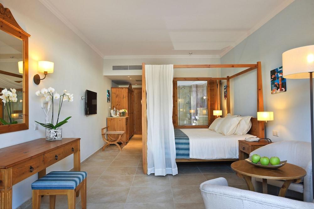 Junior Suite, Inland View, Terrace