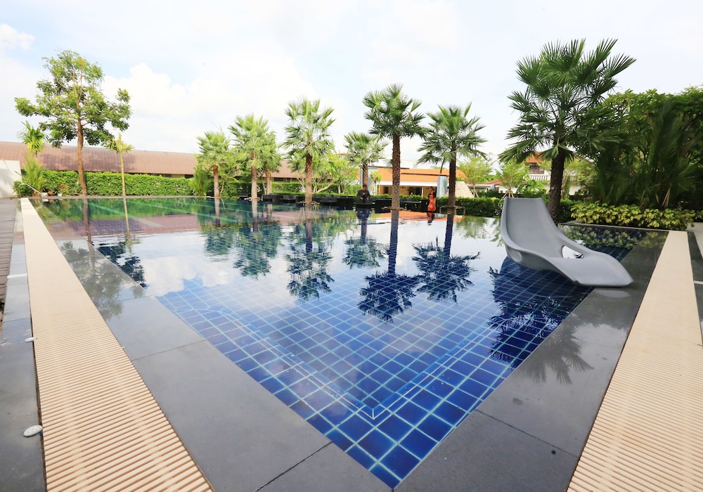 Jintana Resort 1/51