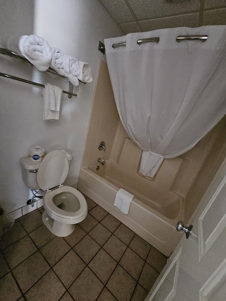 Victorian Inn 53/55