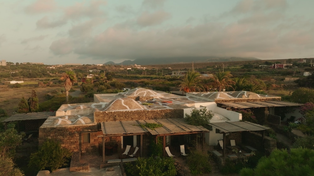 Zubebi Resort 42/50