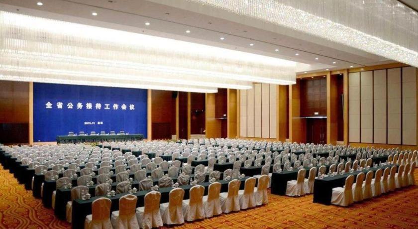 Liaoning Friendship Hotel 60/70