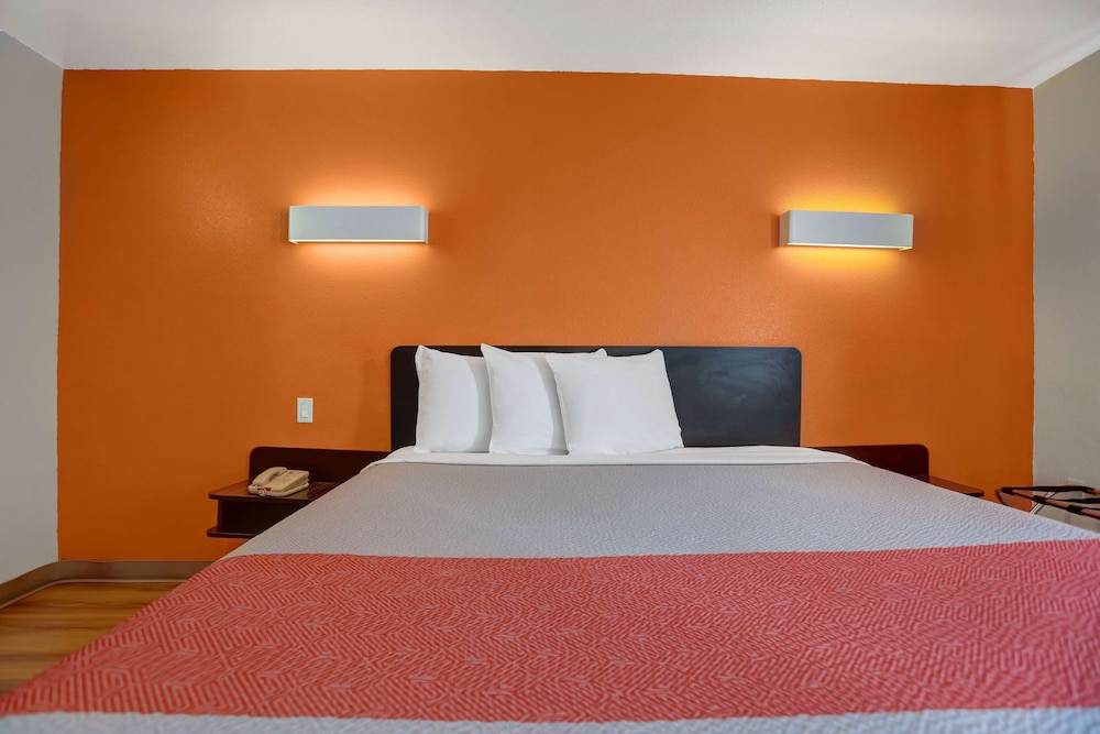 Motel6 Truth Or Consequences, NM 21/37