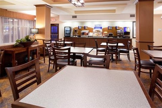 Holiday Inn Express Hotel & Suites Lamar 55/78