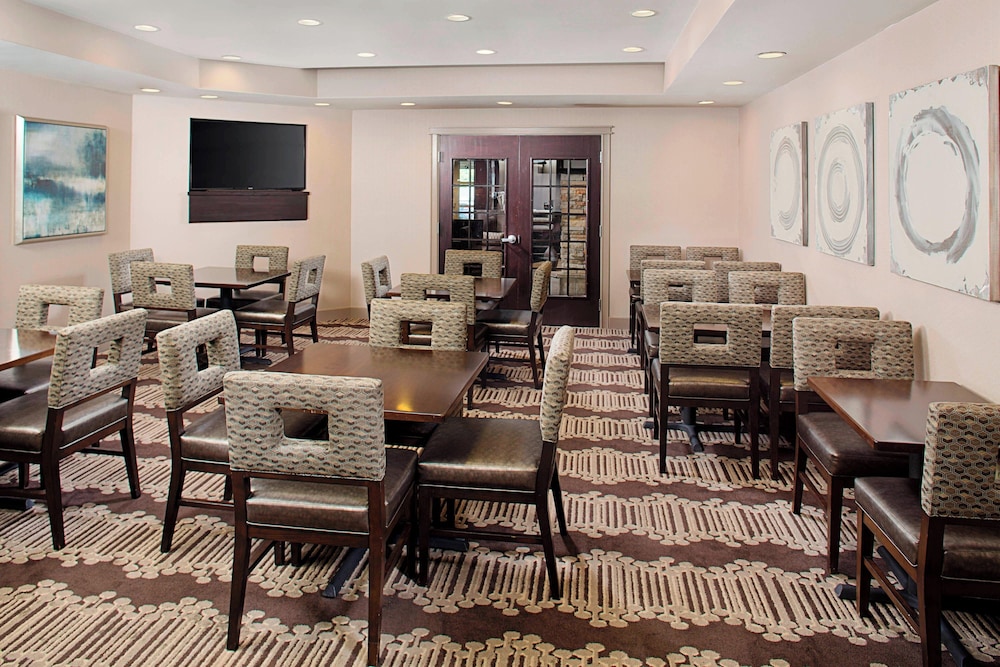 Residence Inn Worcester 44/55
