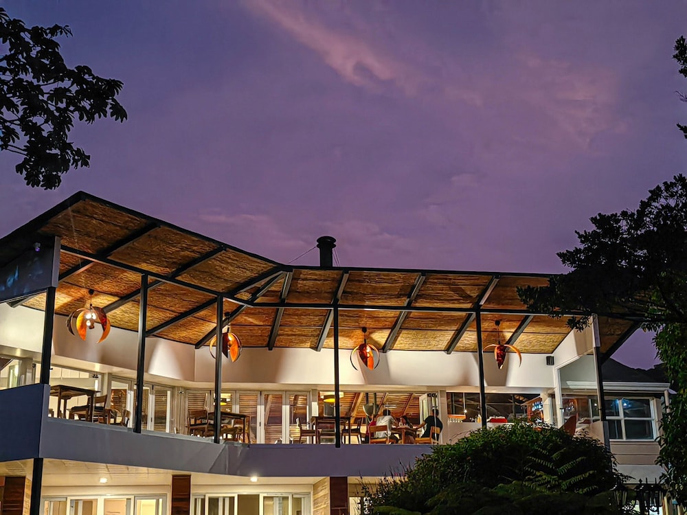 Monteverde Lodge and Gardens 1/50