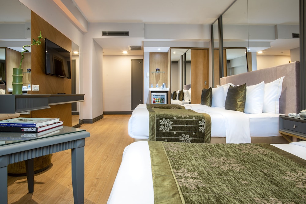 Oran Hotel 19/62