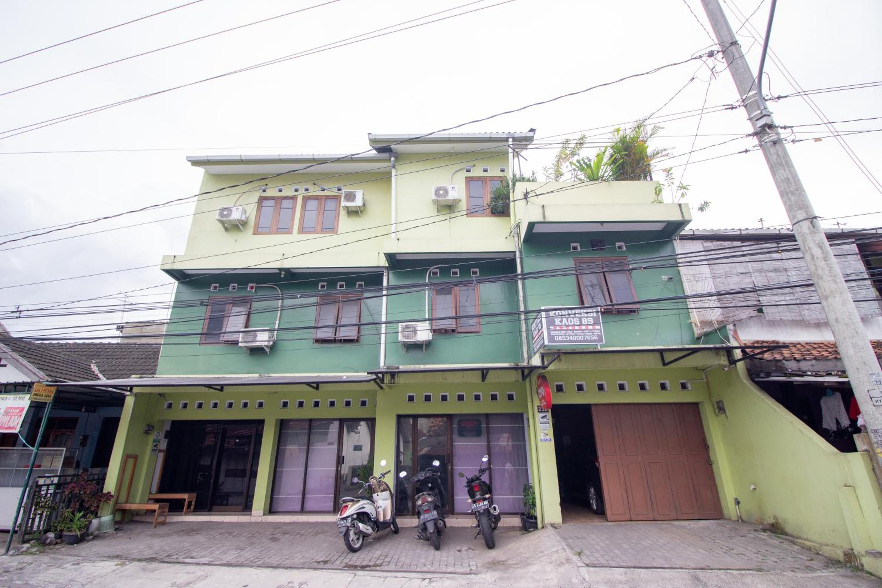 OYO 3707 Halona Guesthouse 2/50