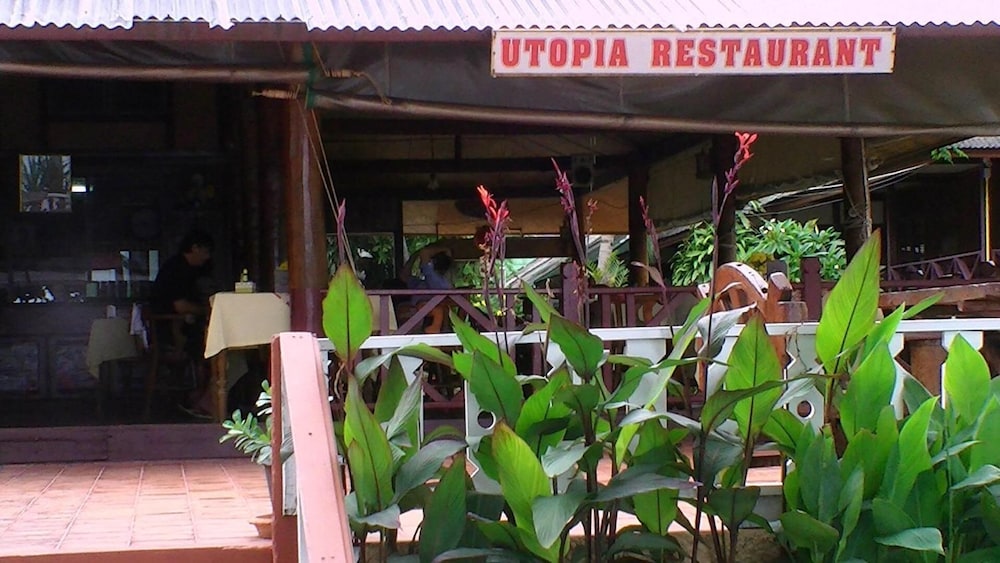 Utopia Resort 16/62