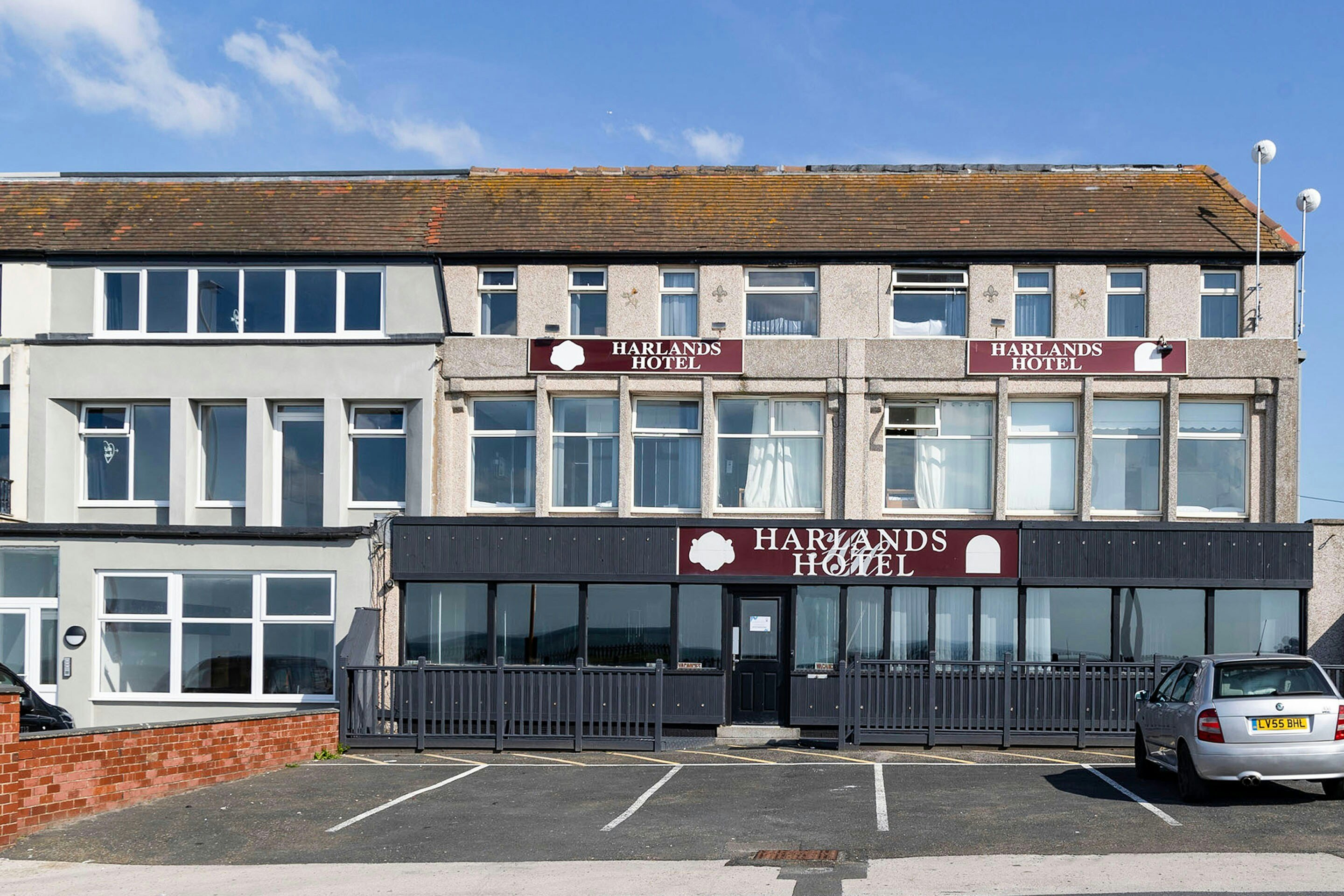OYO Harlands Hotel 25/30