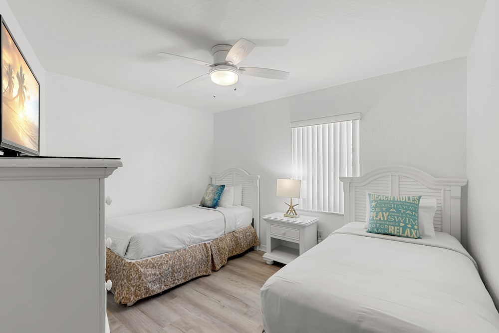 2 BEDROOMS, CONDO, PREMIUM, GULF FRONT, BEACH FRONT, BALCONY