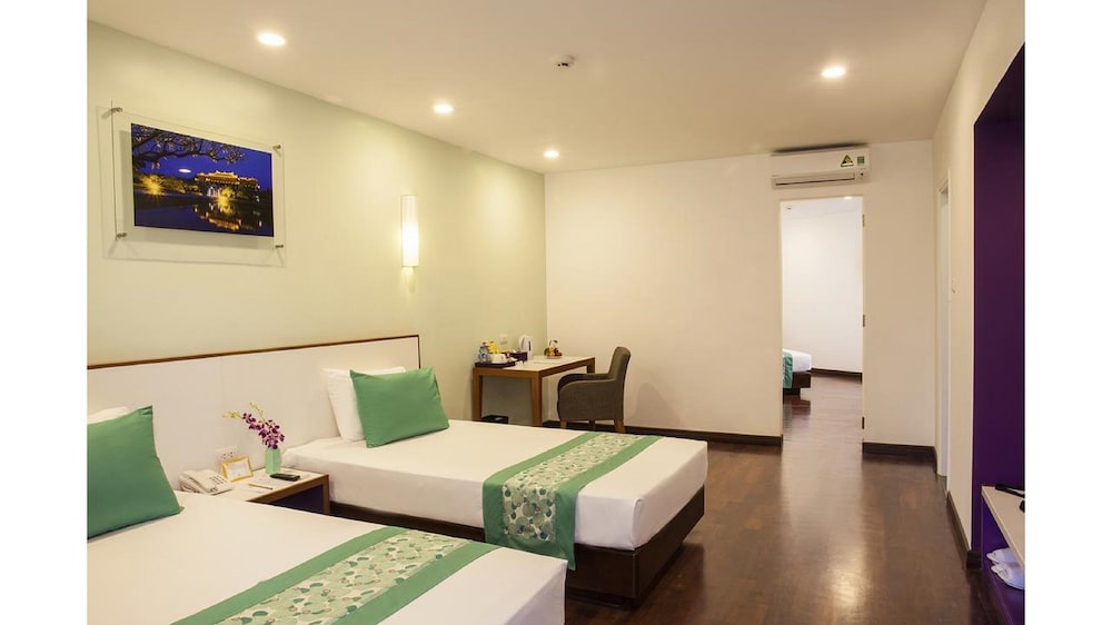 Emm Hotel Hue 17/50