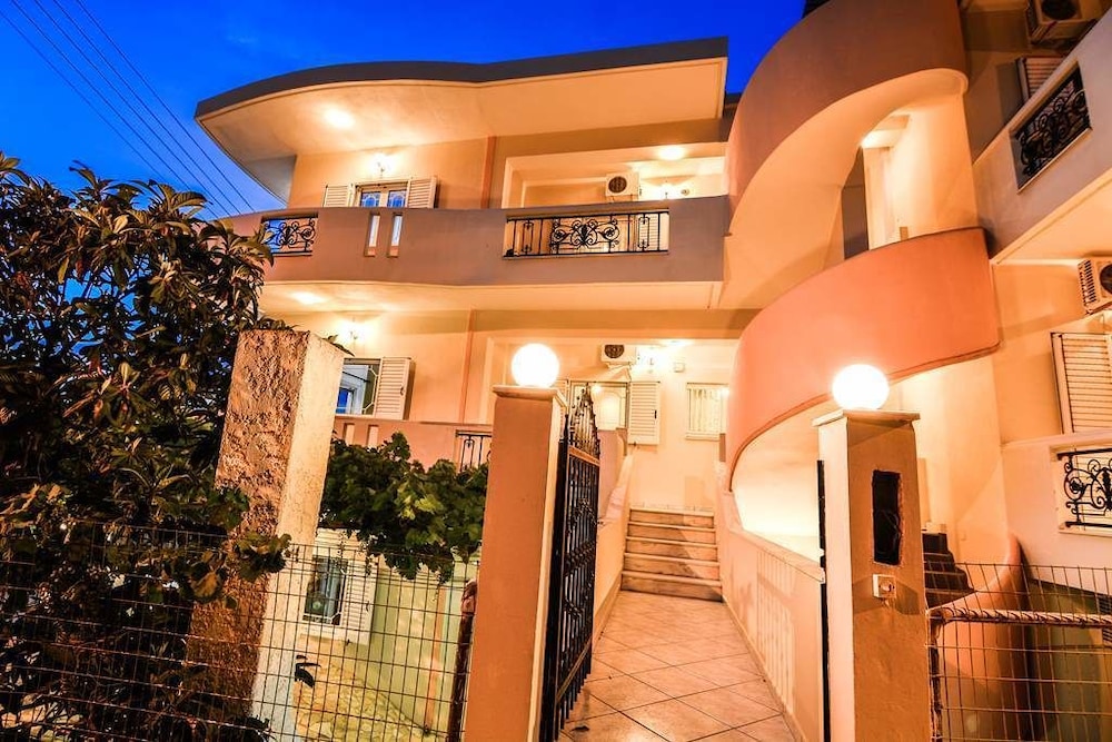 White Villa photo5