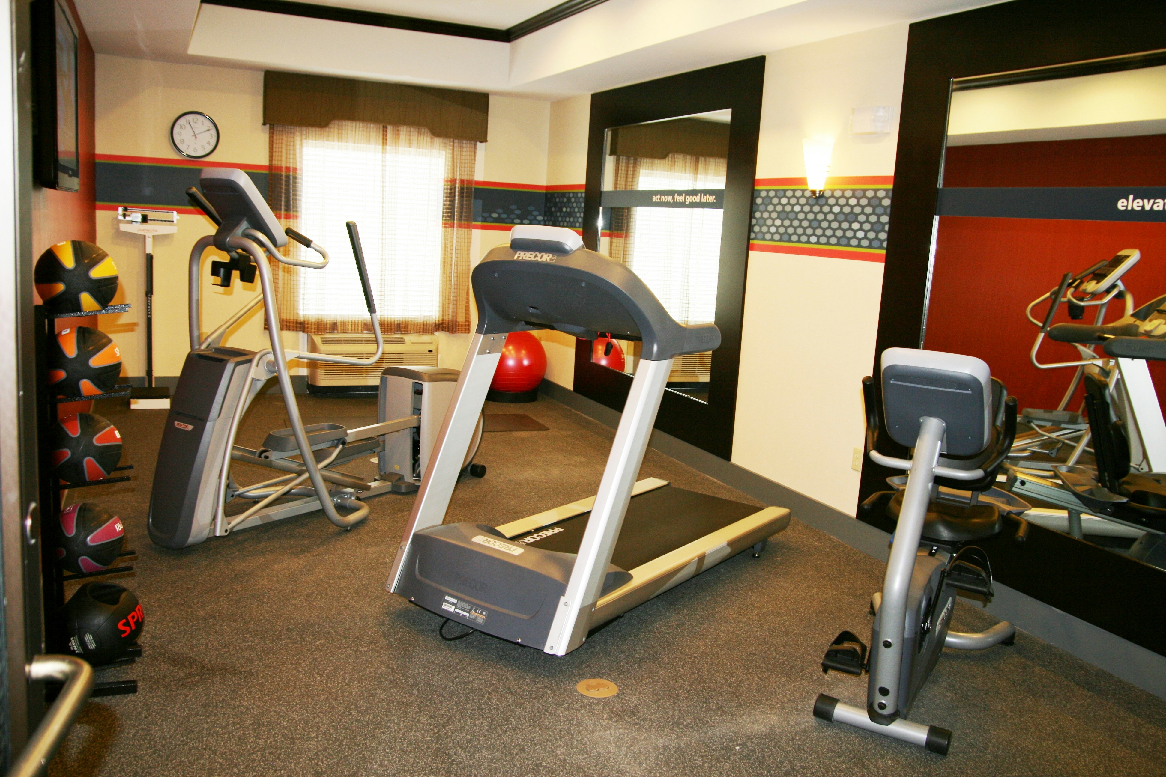 Hampton Inn And Suites Buffalo Tx 34/65