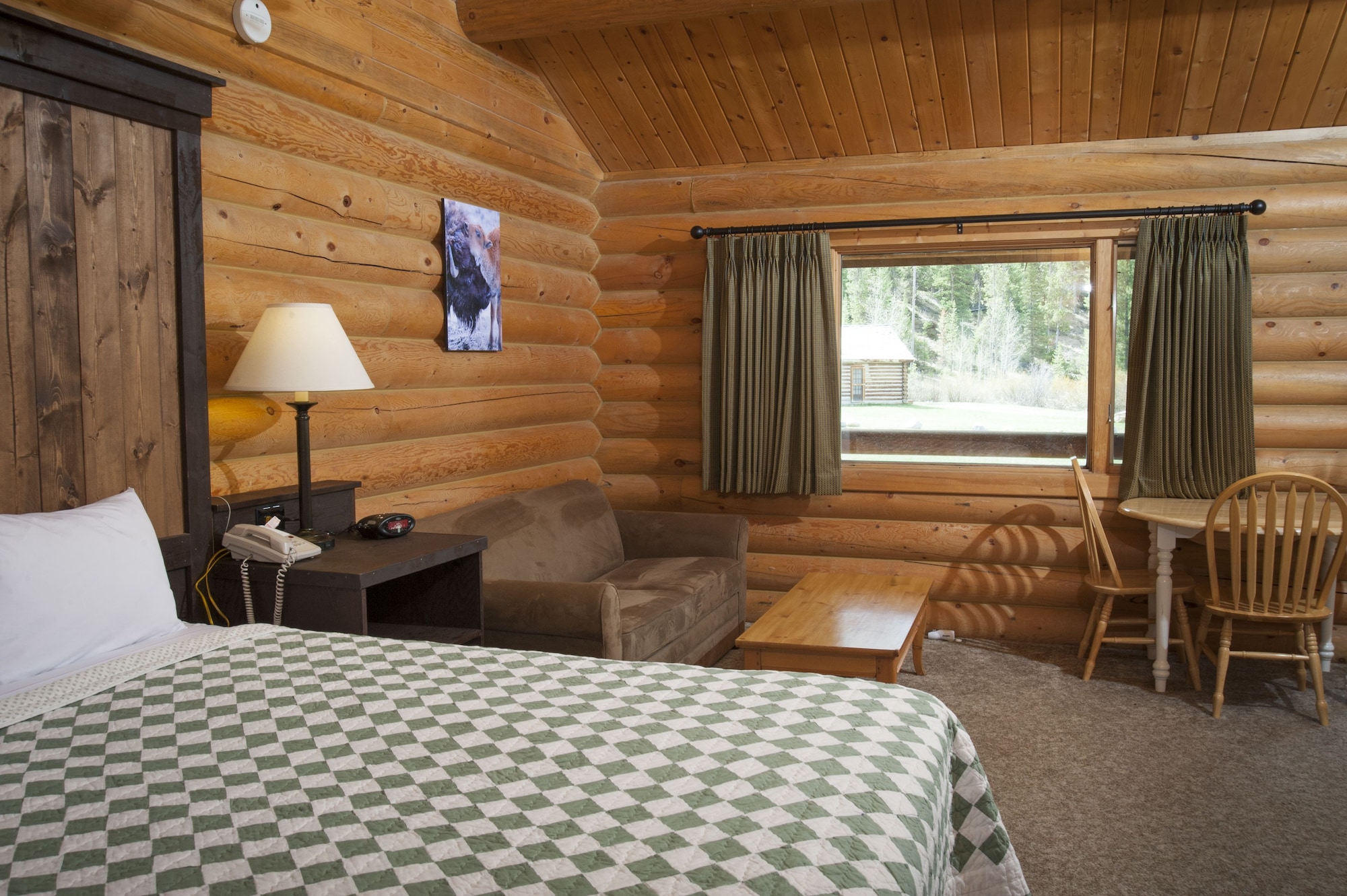 1 Bedroom, Deluxe, Cabin, King Bed, Kitchenette
