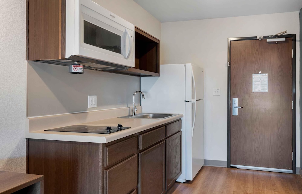 Extended Stay America Suites - Minneapolis - Airport - Mendota Heights 47/50