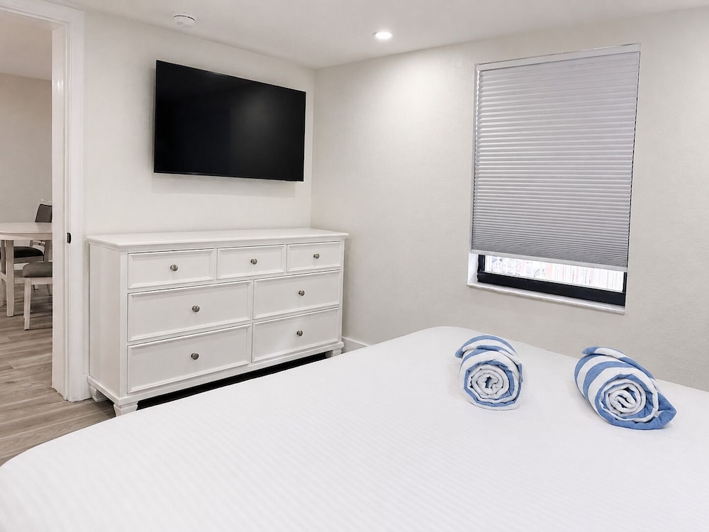 Beso Del Sol Resort 50/63