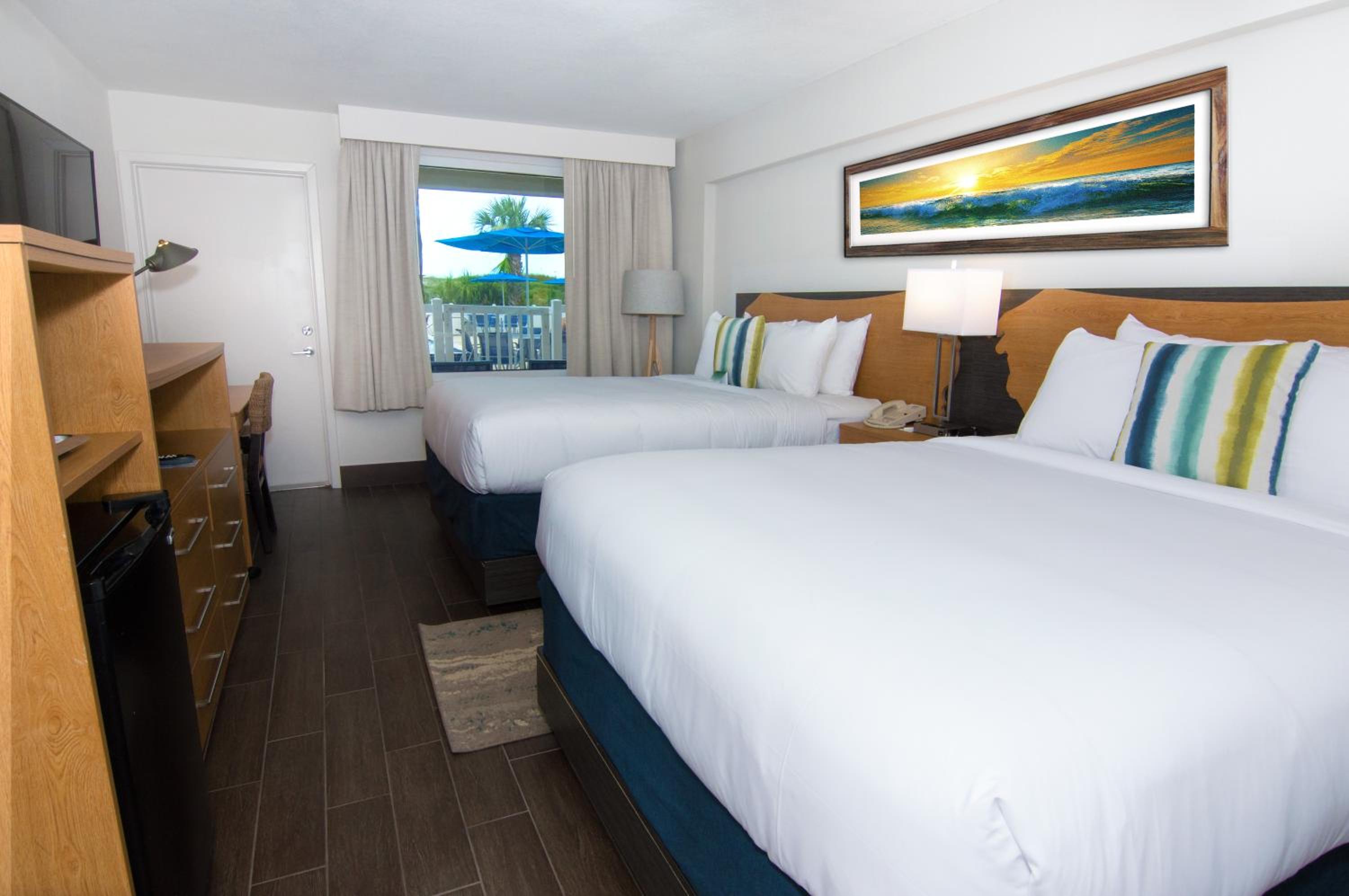 Room, 2 Double Beds, Pool View