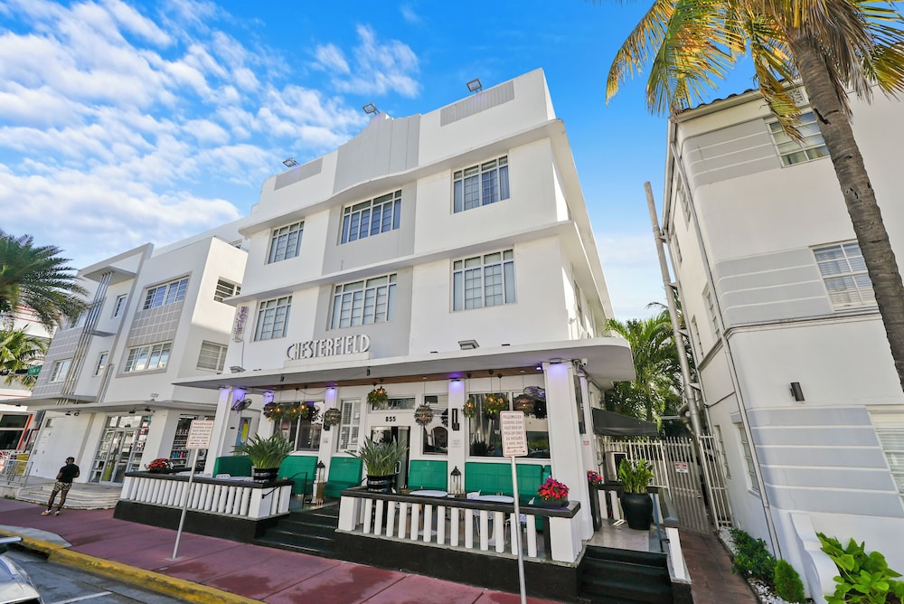 Chesterfield Hotel and Suites in MIAMI BEACH - FL