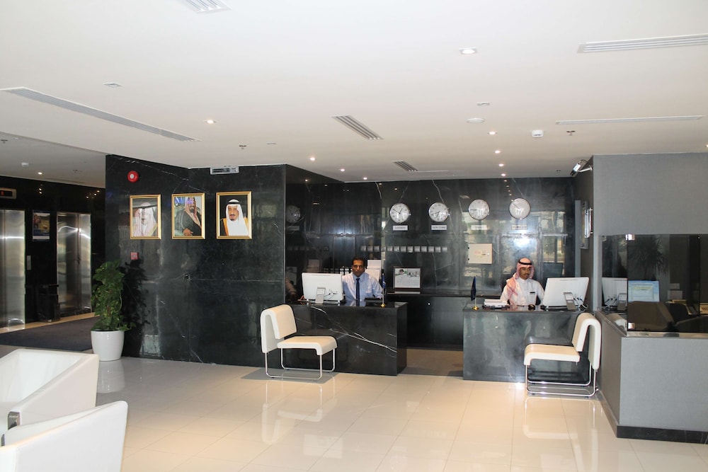 فندق جولدن توليب للأجنحة الفندقية(Golden Tulip Al Khobar Suite Hotel) 14/52