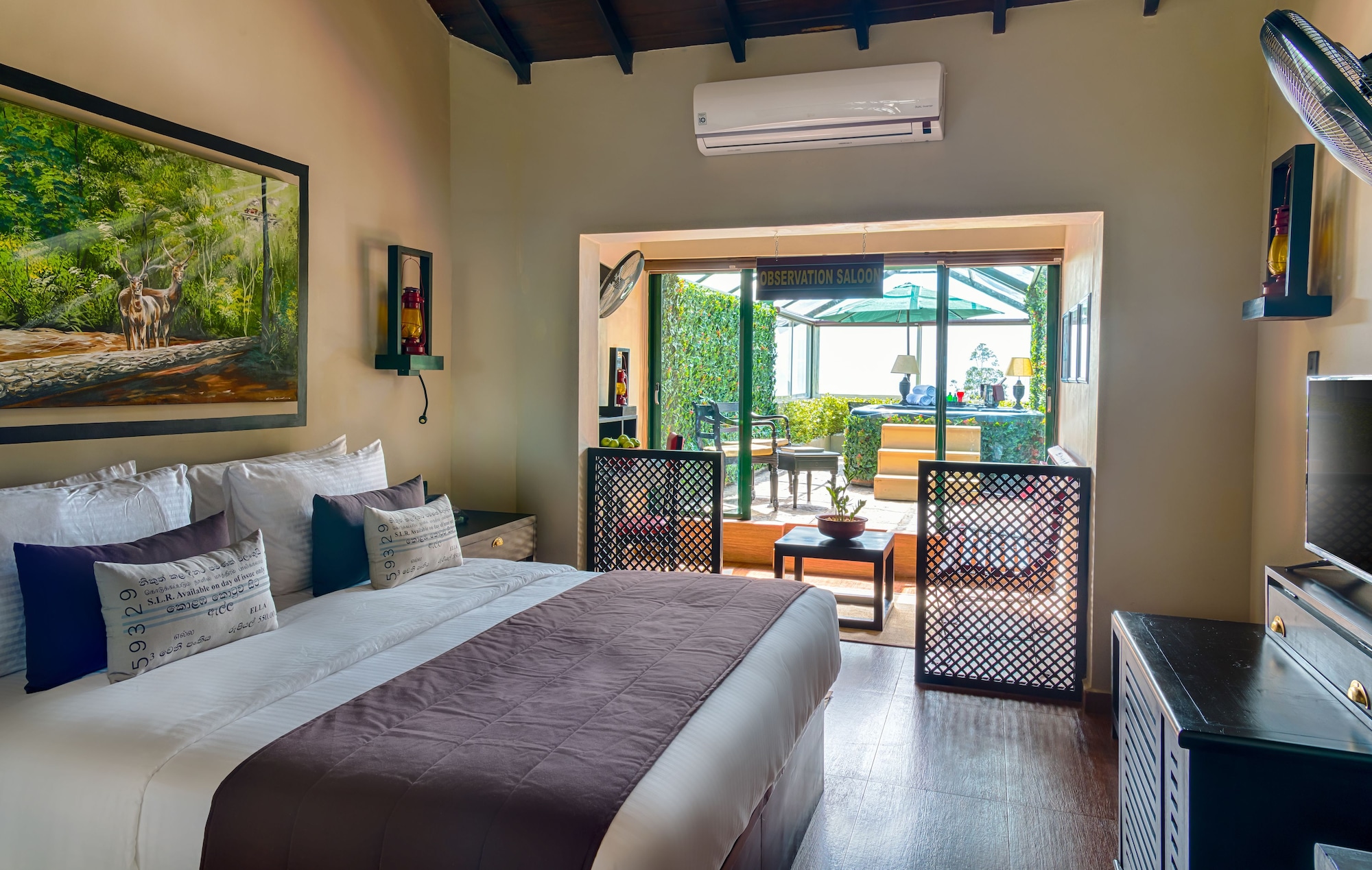 Junior Suite, Queen Bed