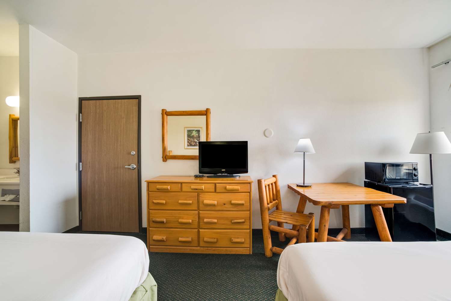Knights Inn New Florence 19/37