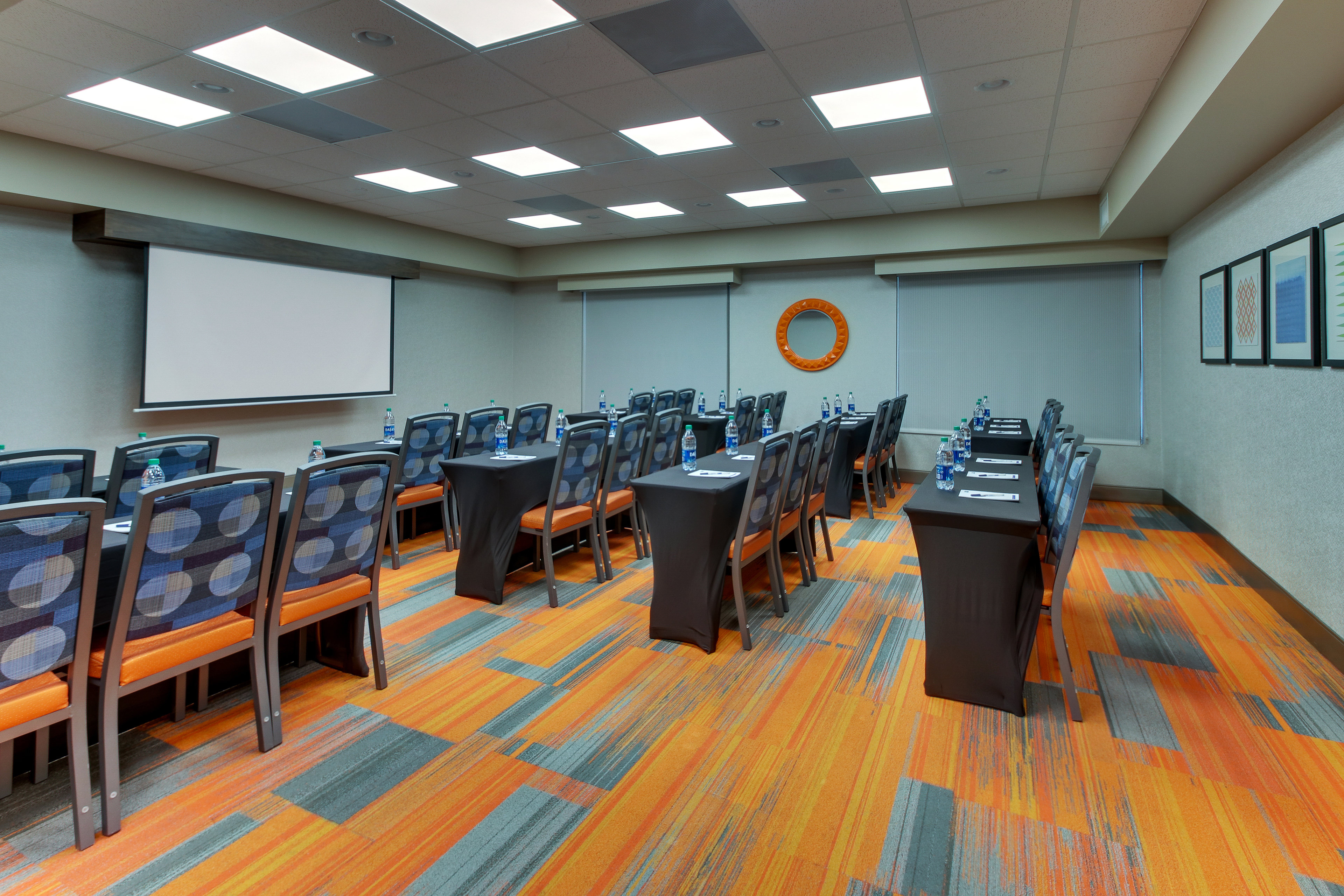 Holiday Inn Express & Suites Atlanta N-Perimeter Mall Area, an IHG Hotel 21/26