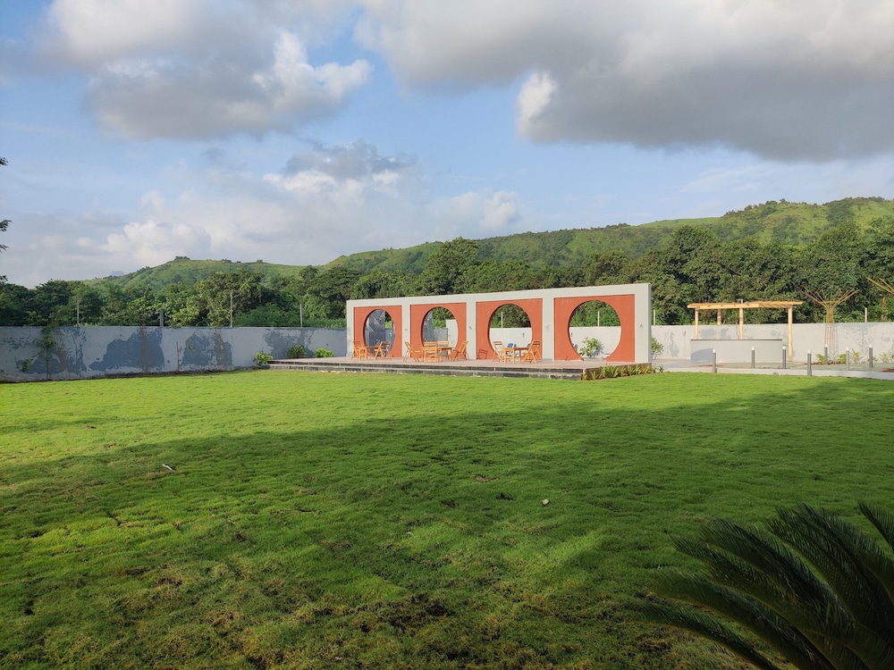 Pushp Vatika Resort & Lawns 54/60