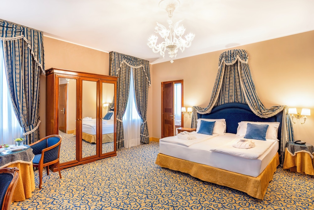 Al Ponte Dei Sospiri Junior Suites 12/50