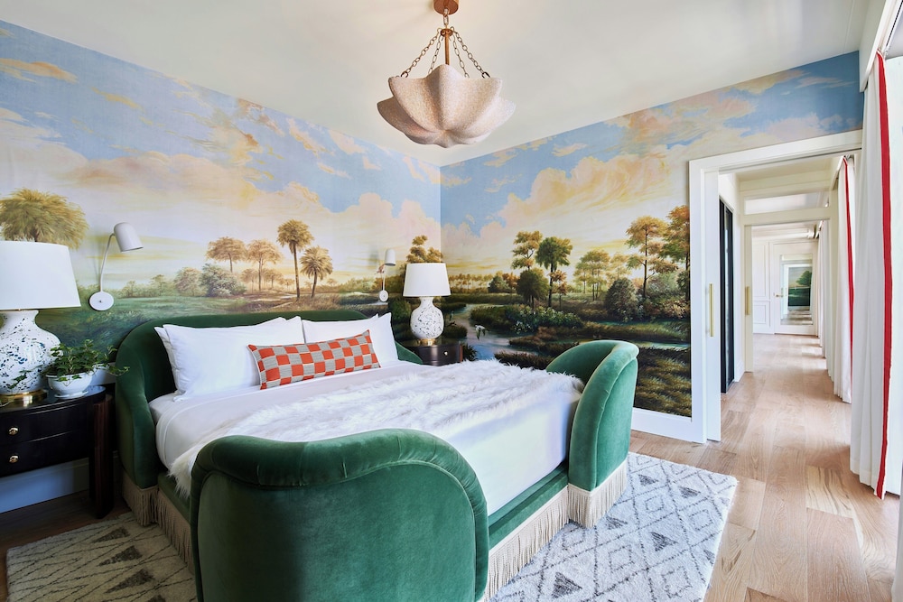 Flat, Penthouse, King Bed