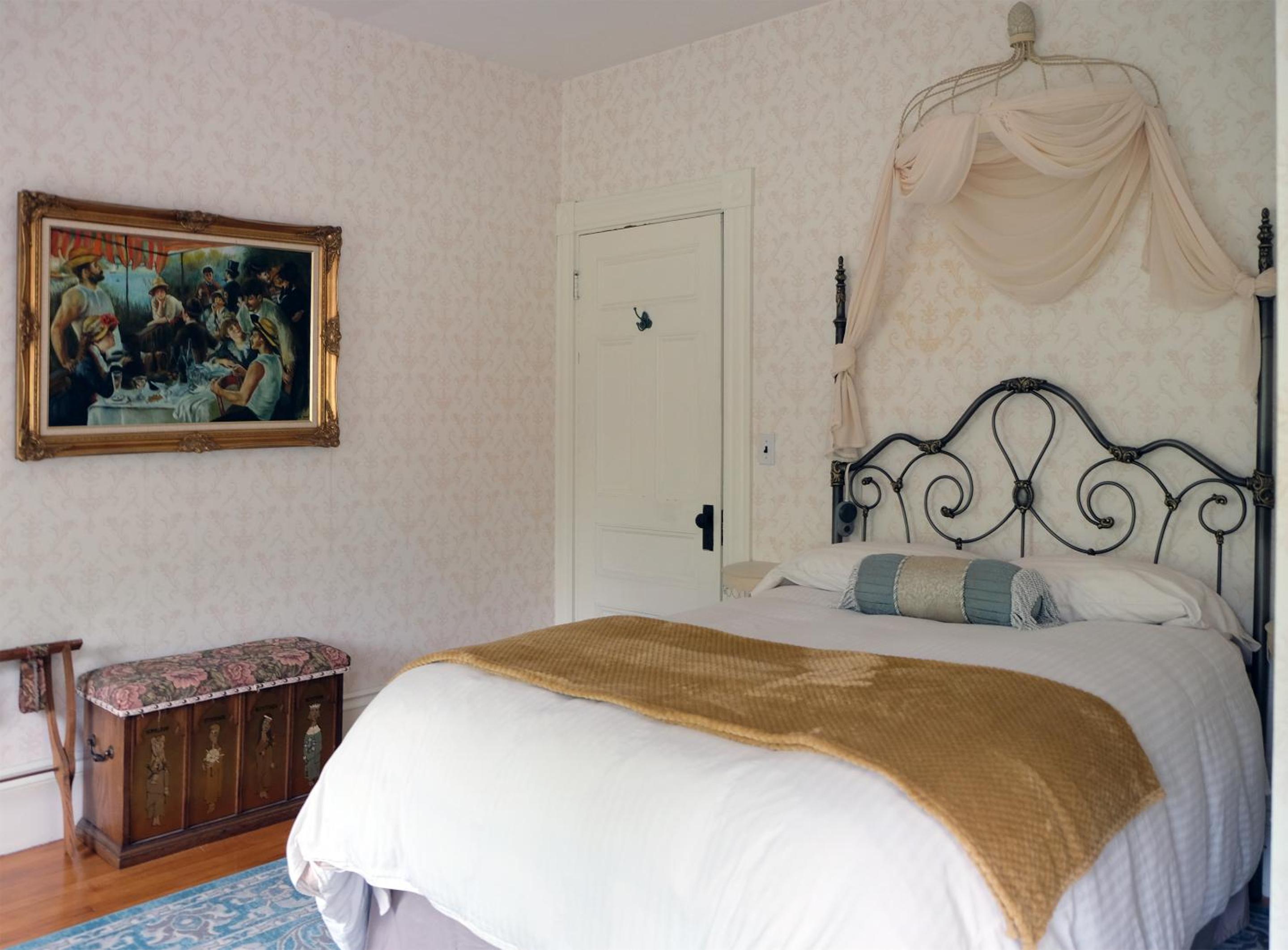 Guilford Bed and Breakfast 9/42