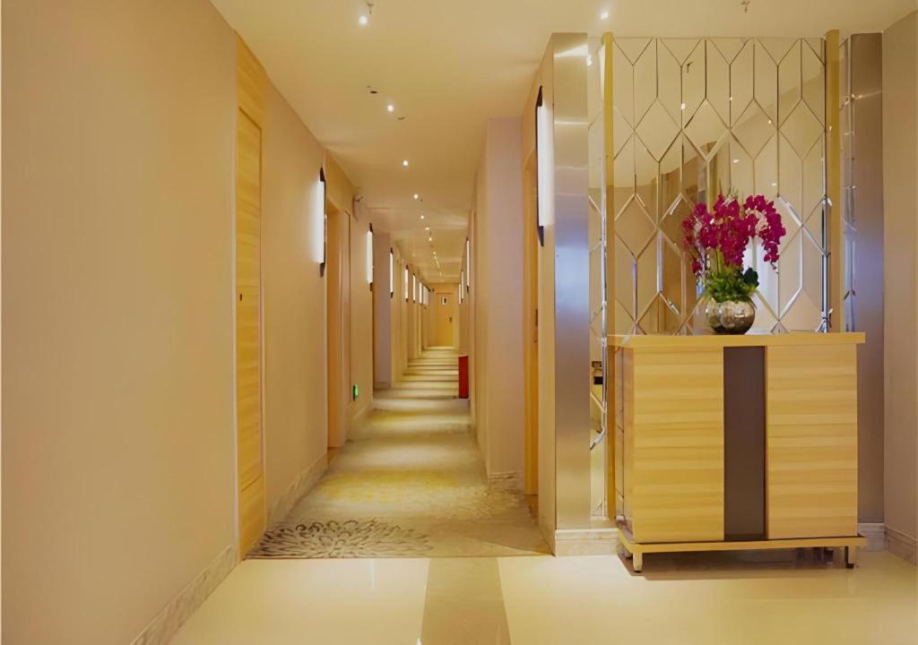 City Comfort Inn Zhanjiang Mazhang High Speed Railway Station 40/53